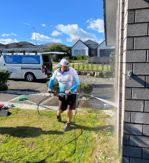 Comprehensive exterior house cleaning in Tauranga with professional services