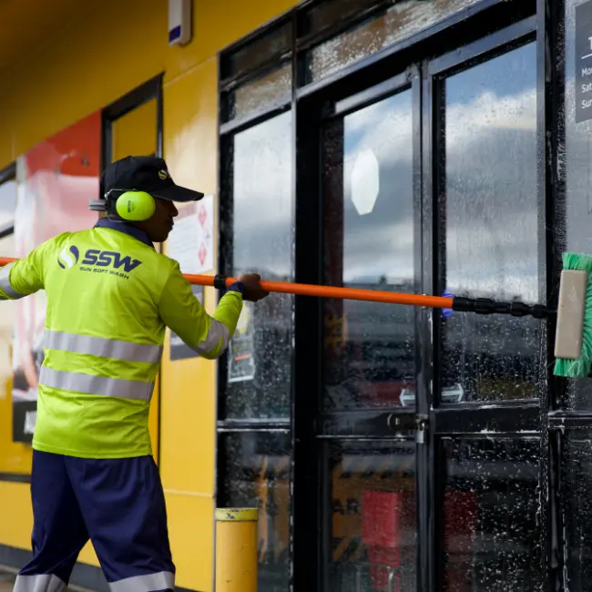 window cleaning services in Hamilton